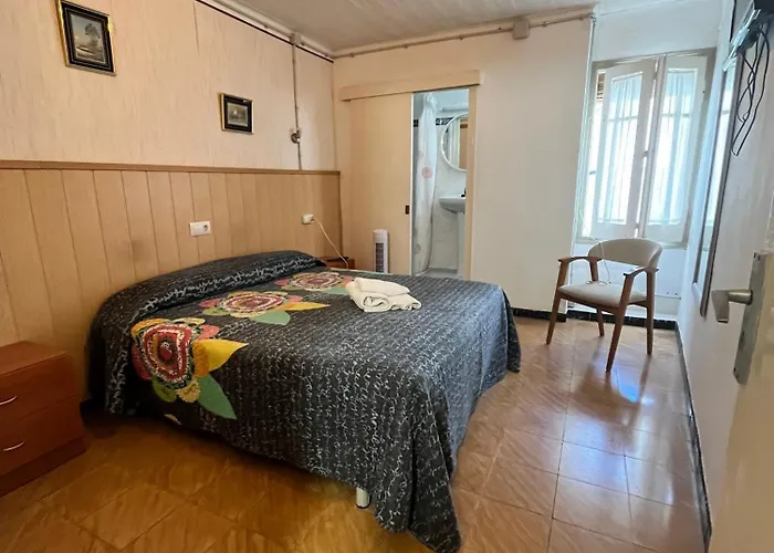P&R Hostals Maria Rosa